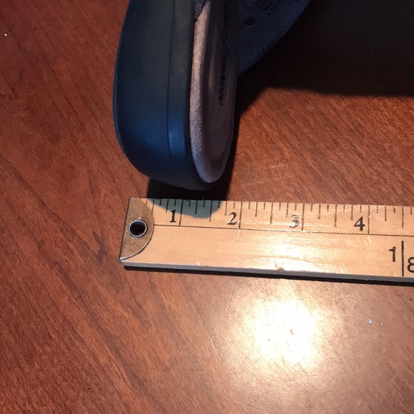 Minnetonka gray metallic leather thong sandals shoes size 6M - Picture 8 of 12